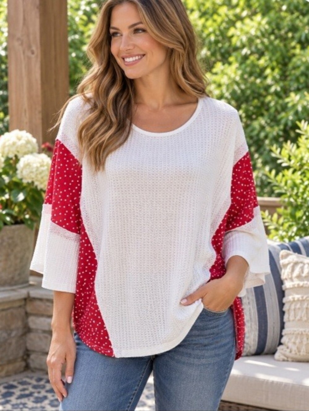 Main Strip Whiskey Kiss Boutique Red White Heart 3/4 Bell Sleeve Top NWT Medium